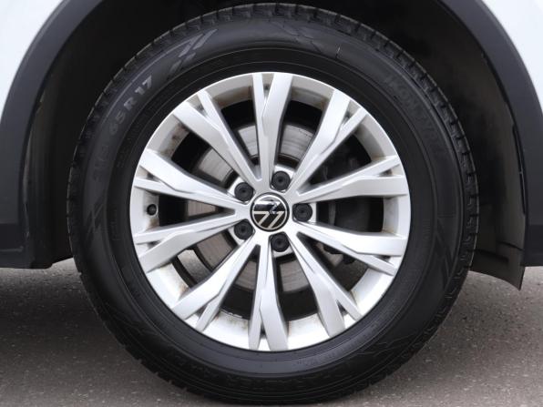 Volkswagen Tiguan II Рестайлинг с пробегом 2022 года, цена 2 840 000 рублей, 33019 км, внедорожник, Автокод Объявления