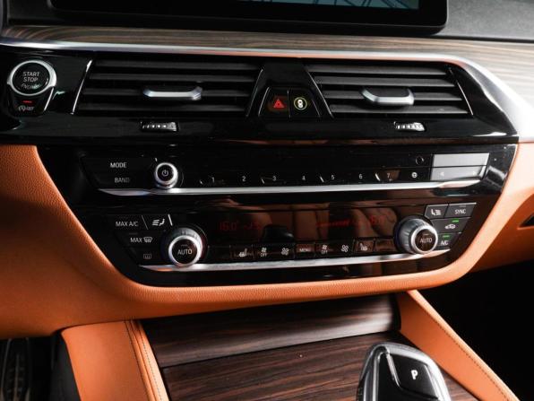 BMW 5 серии VII (G30/G31/G38) Рестайлинг с пробегом 2021 года, цена 5 499 000 рублей, 40412 км, седан, Автокод Объявления