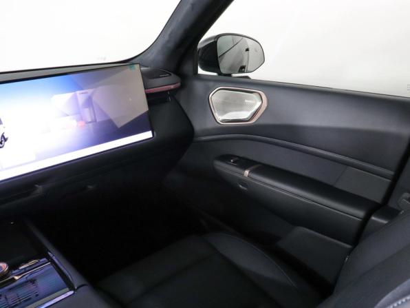 Lynk &amp; Co 900 с пробегом 2025 года, цена 7 750 000 рублей, 3855 км, внедорожник, Автокод Объявления