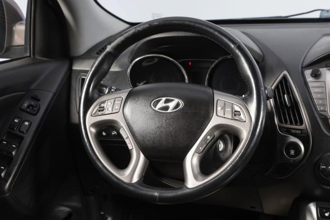 Hyundai ix35 I Рестайлинг с пробегом 2013 года, цена 1 399 000 рублей, 127511 км, внедорожник, Автокод Объявления