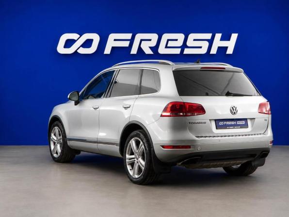 Volkswagen Touareg II с пробегом 2012 года, цена 1 699 777 рублей, 341797 км, внедорожник, Автокод Объявления
