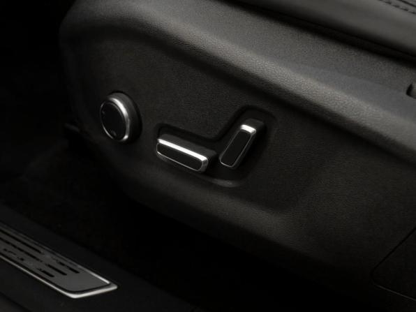 Geely Monjaro I с пробегом 2023 года, цена 2 800 000 рублей, 80845 км, внедорожник, Автокод Объявления