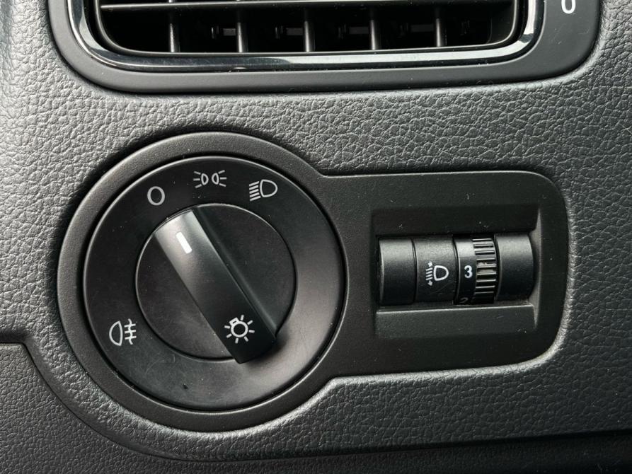 Volkswagen Polo V Рестайлинг Калуга  - изображение 12