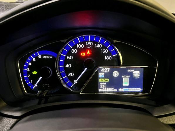 Toyota Corolla XI (E160 E170) Рестайлинг 2 с пробегом 2019 года, цена 1 331 000 рублей, 228549 км, универсал, Автокод Объявления