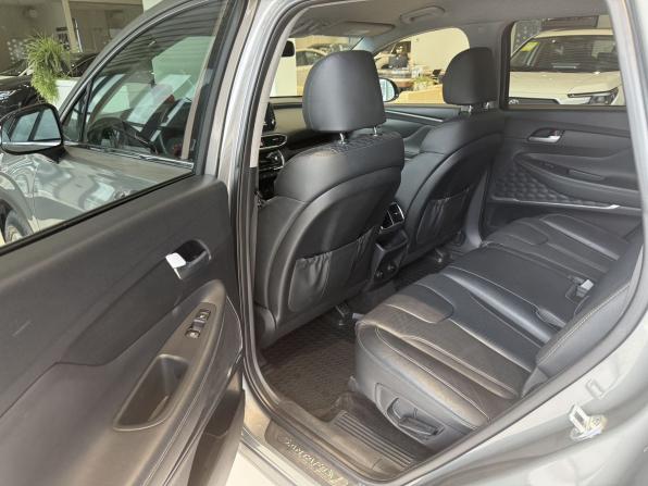 Hyundai Santa Fe IV с пробегом 2019 года, цена 3 250 000 рублей, 105000 км, внедорожник, Автокод Объявления