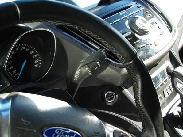 Ford Kuga II с пробегом 2013 года, цена 1 175 000 рублей, 130500 км, внедорожник, Автокод Объявления