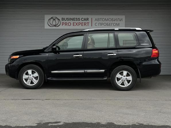 Toyota Land Cruiser 200 Series Рестайлинг 1 с пробегом 2014 года, цена 4 299 000 рублей, 214452 км, внедорожник, Автокод Объявления