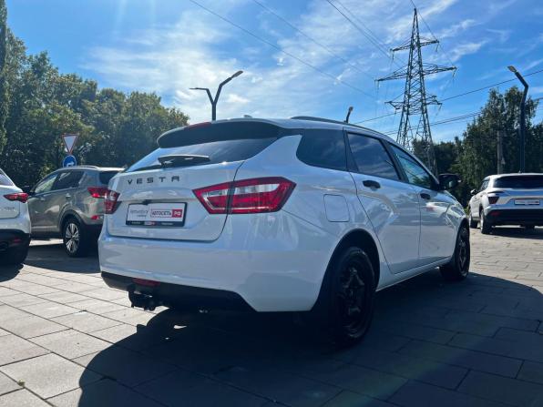 Lada (ВАЗ) Vesta I с пробегом 2021 года, цена 1 239 300 рублей, 73210 км, универсал, Автокод Объявления