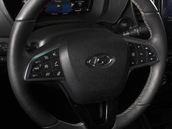 Lada (ВАЗ) Vesta I Рестайлинг (NG) с пробегом 2025 года, цена 1 855 000 рублей, 9249 км, седан, Автокод Объявления