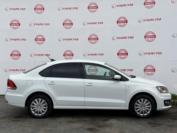 Volkswagen Polo V Рестайлинг с пробегом 2017 года, цена 949 000 рублей, 189421 км, седан, Автокод Объявления