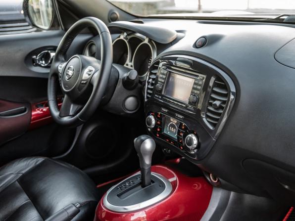 Nissan Juke I с пробегом 2011 года, цена 1 048 000 рублей, 144844 км, внедорожник, Автокод Объявления