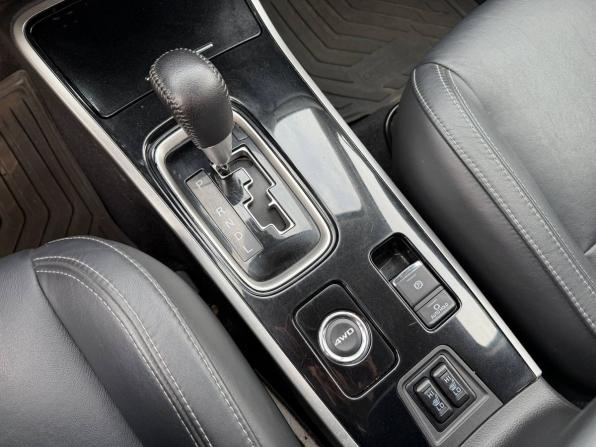 Mitsubishi Outlander III Рестайлинг 3 с пробегом 2019 года, цена 2 365 000 рублей, 60000 км, внедорожник, Автокод Объявления