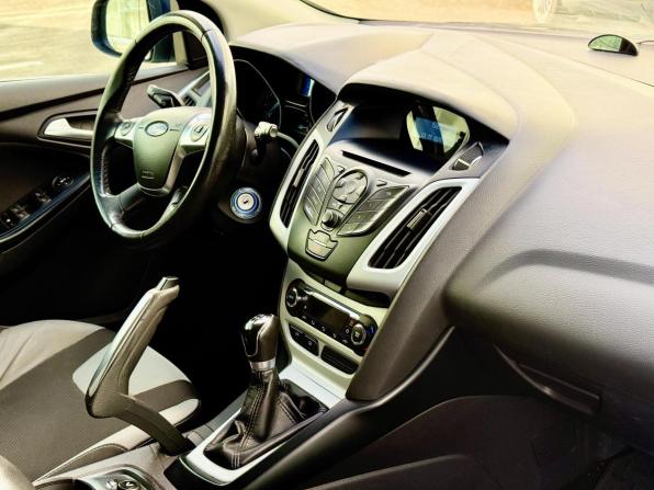 Ford Focus III с пробегом 2012 года, цена 695 000 рублей, 147176 км, хэтчбек, Автокод Объявления