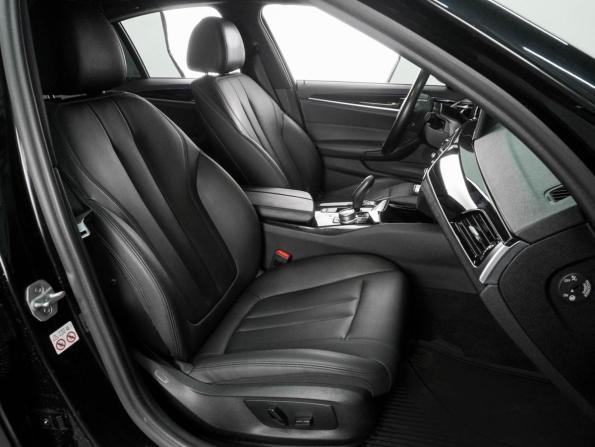 BMW 5 серии VII (G30/G31/G38) с пробегом 2017 года, цена 2 499 000 рублей, 170688 км, седан, Автокод Объявления