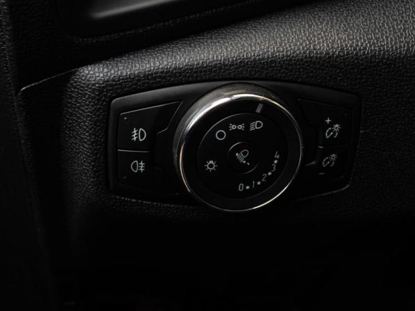Ford EcoSport II Рестайлинг с пробегом 2018 года, цена 1 419 000 рублей, 70014 км, внедорожник, Автокод Объявления