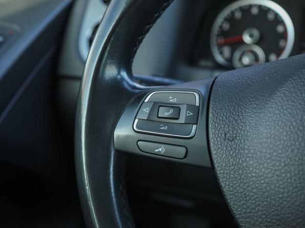 Volkswagen Tiguan I Рестайлинг с пробегом 2014 года, цена 1 590 000 рублей, 93150 км, внедорожник, Автокод Объявления