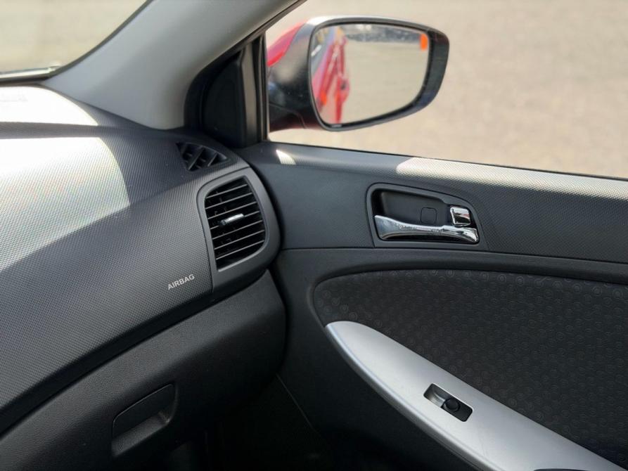 Hyundai Solaris I Волгоград  - изображение 28