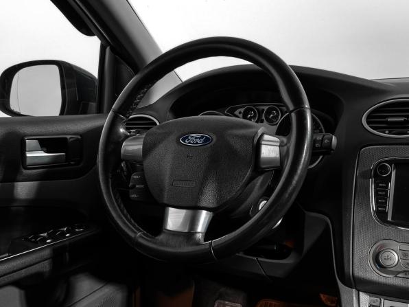Ford Focus II Рестайлинг с пробегом 2011 года, цена 575 000 рублей, 176385 км, седан, Автокод Объявления