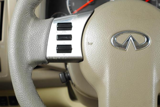 Infiniti FX I (S50) с пробегом 2004 года, цена 1 049 000 рублей, 212000 км, внедорожник, Автокод Объявления