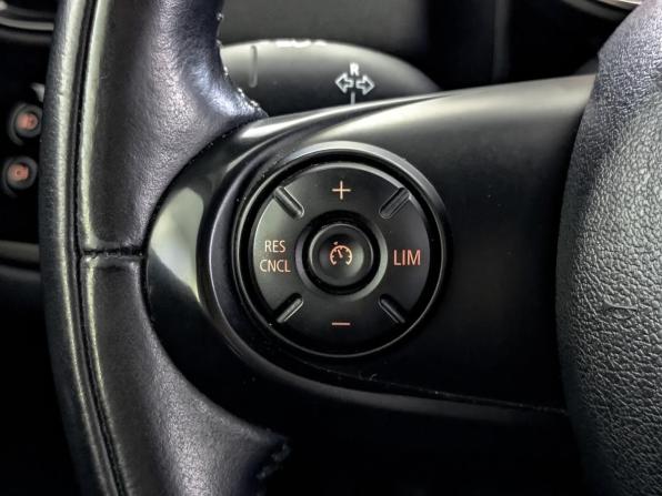 Mini Countryman II с пробегом 2018 года, цена 2 400 000 рублей, 118500 км, внедорожник, Автокод Объявления