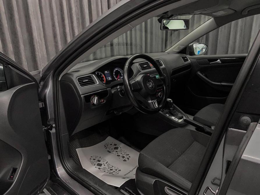 Volkswagen Jetta VI Красноярск  - изображение 8