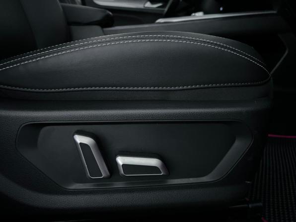 Haval Jolion I Рестайлинг с пробегом 2024 года, цена 2 050 000 рублей, 39398 км, внедорожник, Автокод Объявления