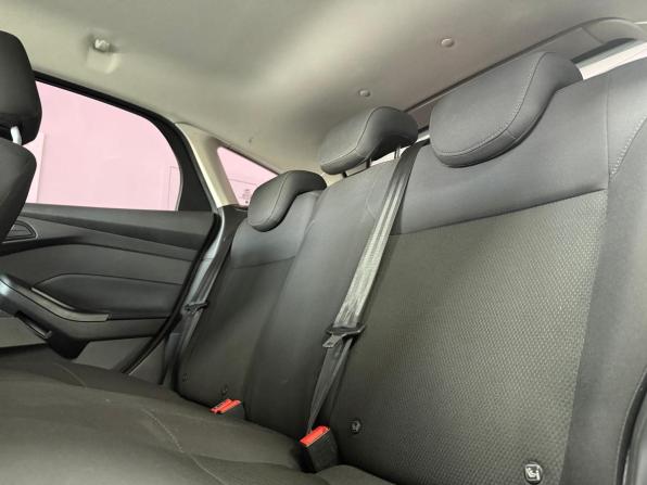 Ford Focus III Рестайлинг с пробегом 2018 года, цена 1 020 000 рублей, 115338 км, хэтчбек, Автокод Объявления