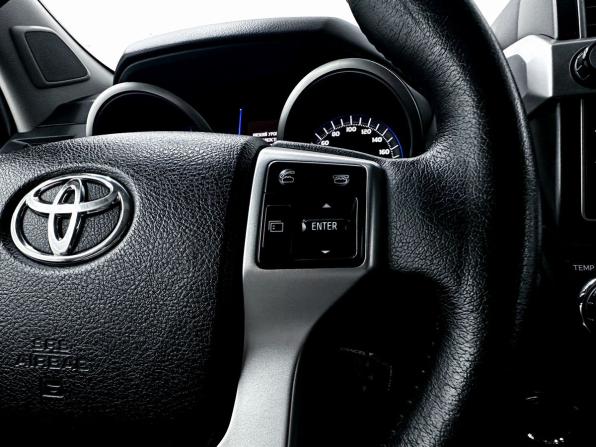 Toyota Land Cruiser Prado 150 Series Рестайлинг 1 с пробегом 2014 года, цена 3 799 000 рублей, 113913 км, внедорожник, Автокод Объявления