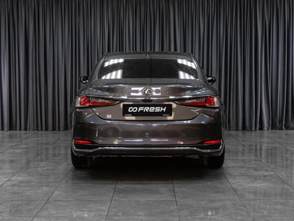 Lexus ES VII Рестайлинг с пробегом 2021 года, цена 3 919 000 рублей, 101495 км, седан, Автокод Объявления