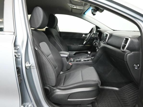 Kia Sportage IV Рестайлинг с пробегом 2019 года, цена 2 350 000 рублей, 128422 км, внедорожник, Автокод Объявления