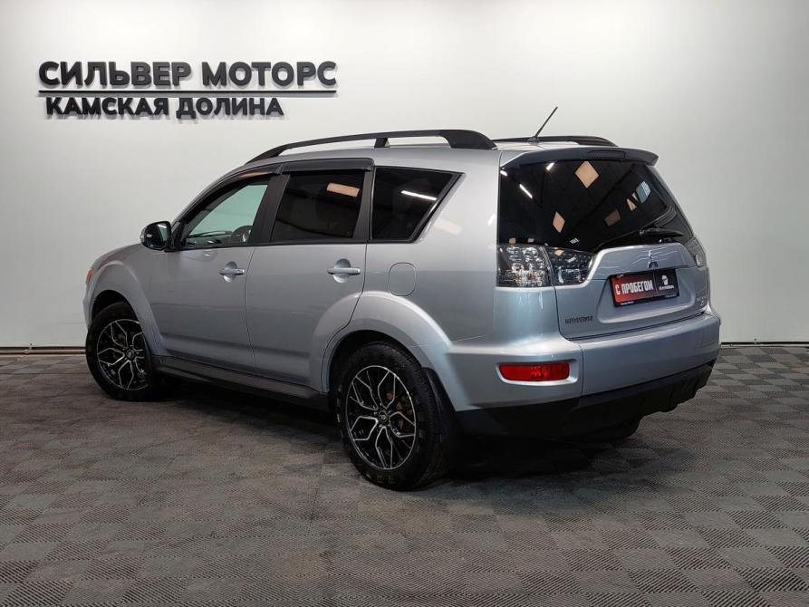Mitsubishi Outlander II Рестайлинг Пермь  - изображение 8