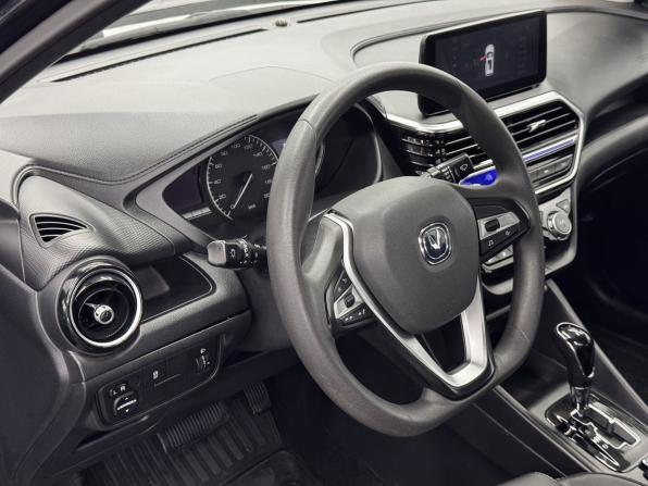 Changan Alsvin с пробегом 2023 года, цена 1 069 000 рублей, 59771 км, седан, Автокод Объявления
