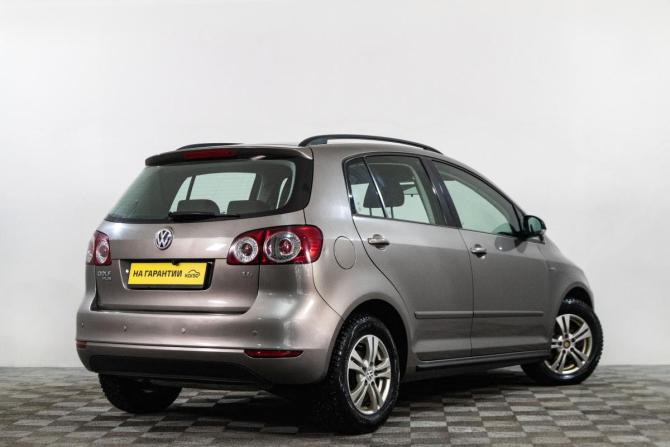 Volkswagen Golf Plus II с пробегом 2012 года, цена 899 000 рублей, 79800 км, хэтчбек, Автокод Объявления