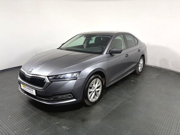 Skoda Octavia III (A7) Рестайлинг с пробегом 2020 года, цена 2 100 000 рублей, 182077 км, лифтбек, Автокод Объявления