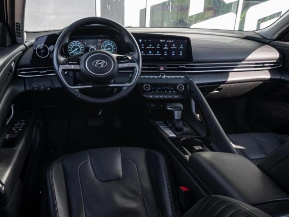 Hyundai Avante VII с пробегом 2020 года, цена 2 400 000 рублей, 31526 км, седан, Автокод Объявления