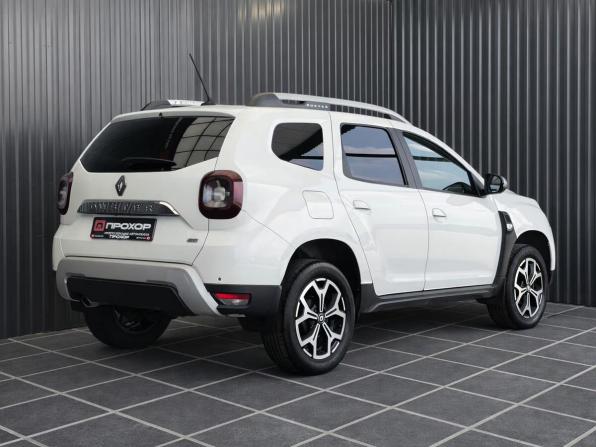 Renault Duster II с пробегом 2021 года, цена 1 777 000 рублей, 88000 км, внедорожник, Автокод Объявления