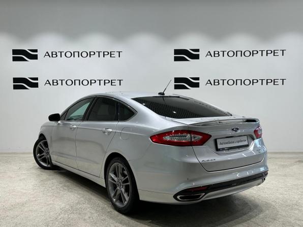 Ford Fusion (North America) II с пробегом 2016 года, цена 899 000 рублей, 254505 км, седан, Автокод Объявления