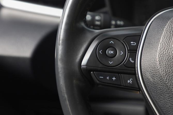 Toyota Corolla XII (E210) с пробегом 2021 года, цена 2 049 000 рублей, 41001 км, седан, Автокод Объявления