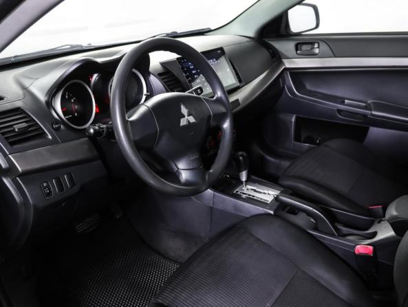 Mitsubishi Lancer X Рестайлинг с пробегом 2012 года, цена 939 000 рублей, 265000 км, седан, Автокод Объявления