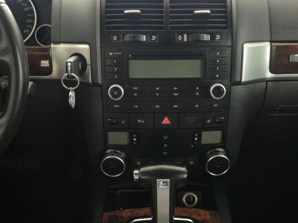 Volkswagen Touareg I Рестайлинг с пробегом 2007 года, цена 799 000 рублей, 315000 км, внедорожник, Автокод Объявления