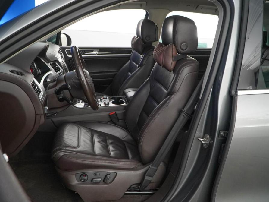 Volkswagen Touareg II Рестайлинг Москва  - изображение 10