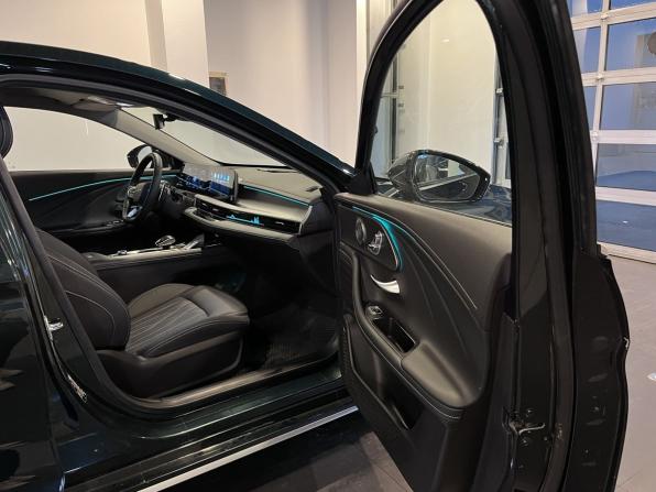 Chery Arrizo 8 с пробегом 2023 года, цена 2 264 000 рублей, 60801 км, седан, Автокод Объявления