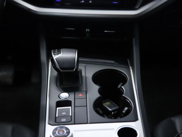 Volkswagen Touareg III с пробегом 2019 года, цена 3 790 000 рублей, 238934 км, внедорожник, Автокод Объявления