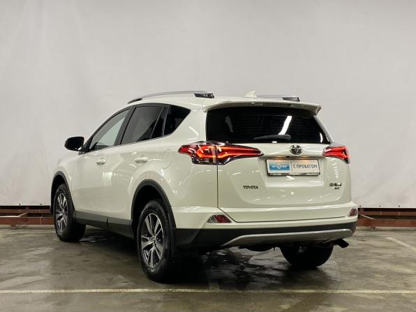 Toyota RAV4 IV (XA40) Рестайлинг с пробегом 2017 года, цена 2 429 000 рублей, 120149 км, внедорожник, Автокод Объявления