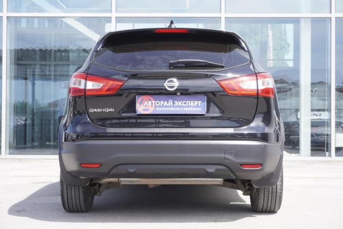 Nissan Qashqai II с пробегом 2017 года, цена 1 099 000 рублей, 210000 км, внедорожник, Автокод Объявления