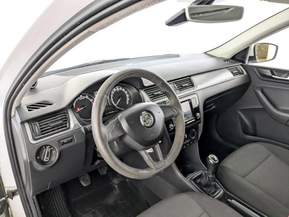 Skoda Rapid I Рестайлинг с пробегом 2019 года, цена 850 000 рублей, 229200 км, лифтбек, Автокод Объявления