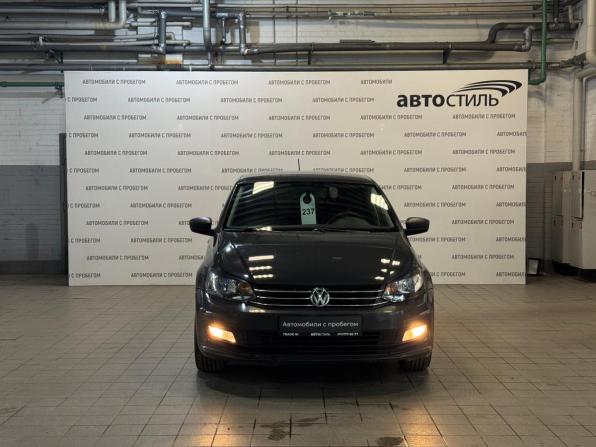 Volkswagen Polo V Рестайлинг с пробегом 2017 года, цена 799 000 рублей, 140000 км, седан, Автокод Объявления