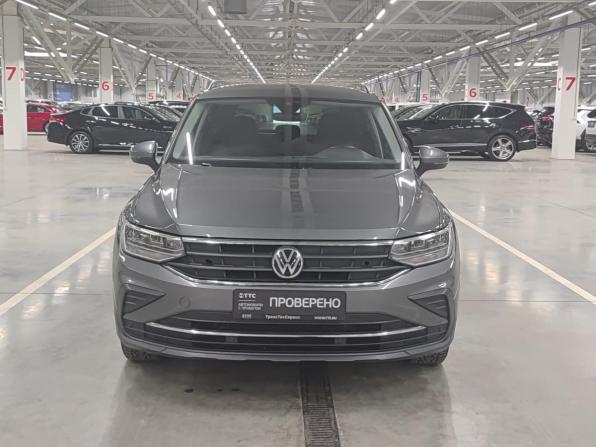 Volkswagen Tiguan II Рестайлинг с пробегом 2021 года, цена 2 599 000 рублей, 86038 км, внедорожник, Автокод Объявления