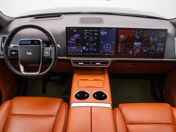 Li Auto (Lixiang) L9 I с пробегом 2023 года, цена 6 570 000 рублей, 45780 км, внедорожник, Автокод Объявления