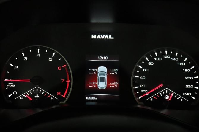Haval Jolion I Рестайлинг с пробегом 2025 года, цена 1 921 000 рублей, 12999 км, внедорожник, Автокод Объявления
